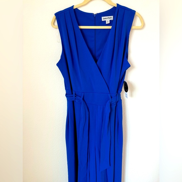 Sleveless Jumper - Picture 3 of 4